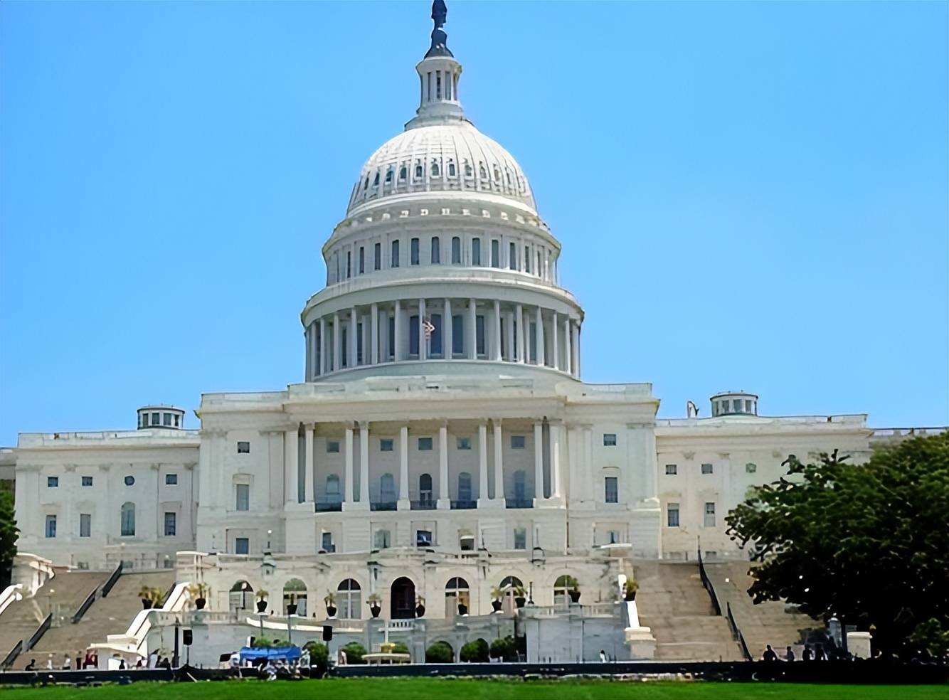 法国足球
_结束了！泽连斯基发表全国讲话法国足球
，乌克兰人狂欢：终于不用提心吊胆，对外释放信号非同寻常