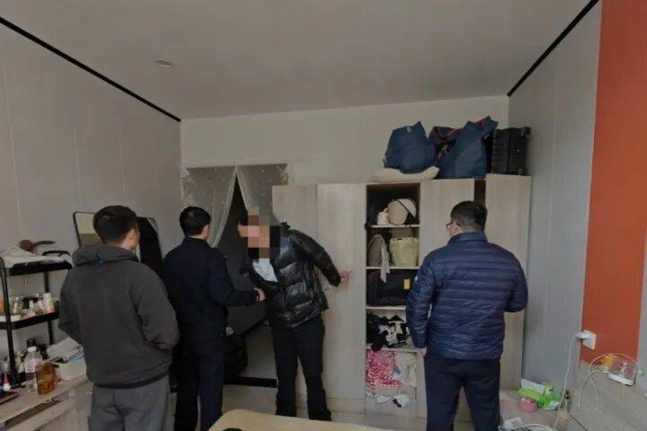 信用网如何申请_男子包了13140元的现金花束信用网如何申请,结果女友报警了……