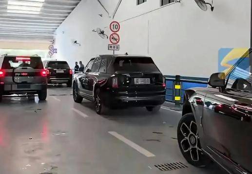 皇冠信用网平台
_冲上热搜!120多万卡宴只卖60万皇冠信用网平台
,不过......