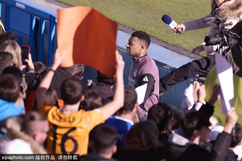 皇冠信用网开户_超级杯前夕：皇马最后训练爆出大新闻皇冠信用网开户，吕迪格缺席令阿隆索难题加重